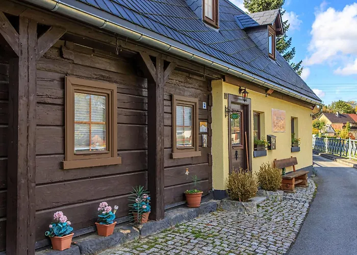 In Mit Grosser Terrasse By Interhome Сasa de vacaciones Großschönau
